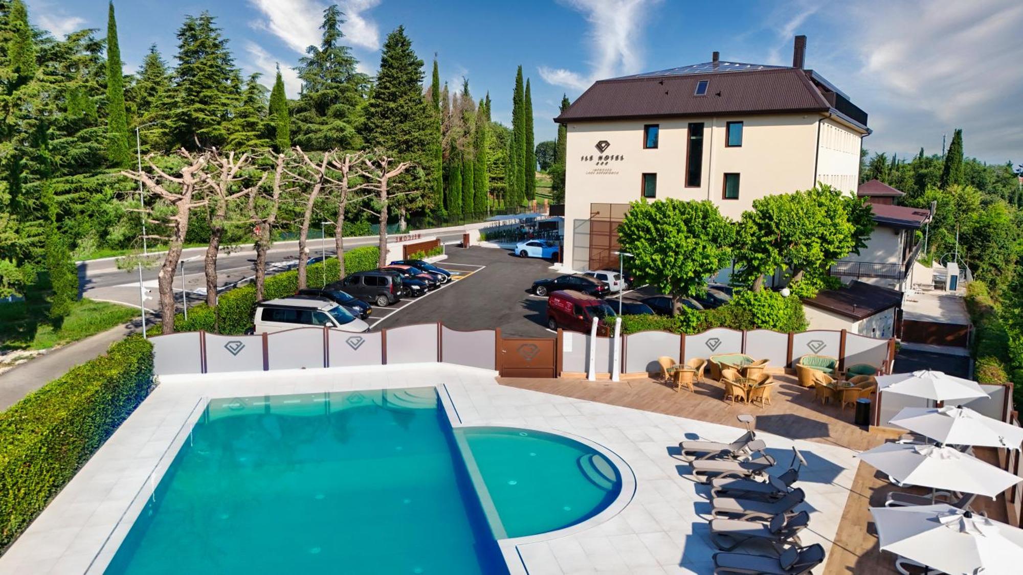 Ile Hotel Peschiera del Garda Exterior photo