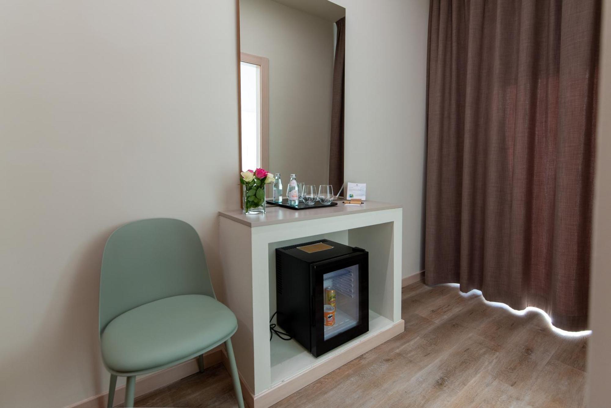Ile Hotel Peschiera del Garda Exterior photo