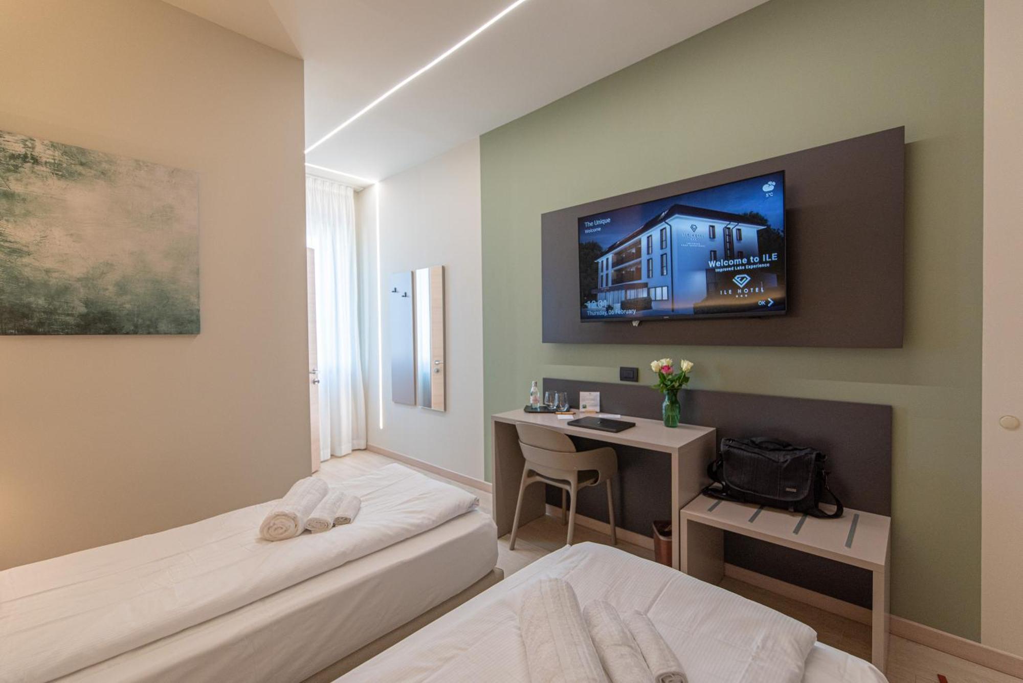 Ile Hotel Peschiera del Garda Exterior photo